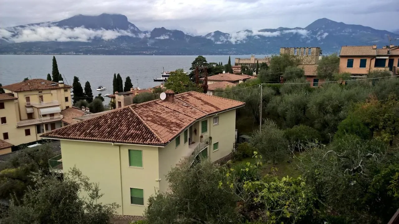 Oleander House Apartments Torri Del Benaco