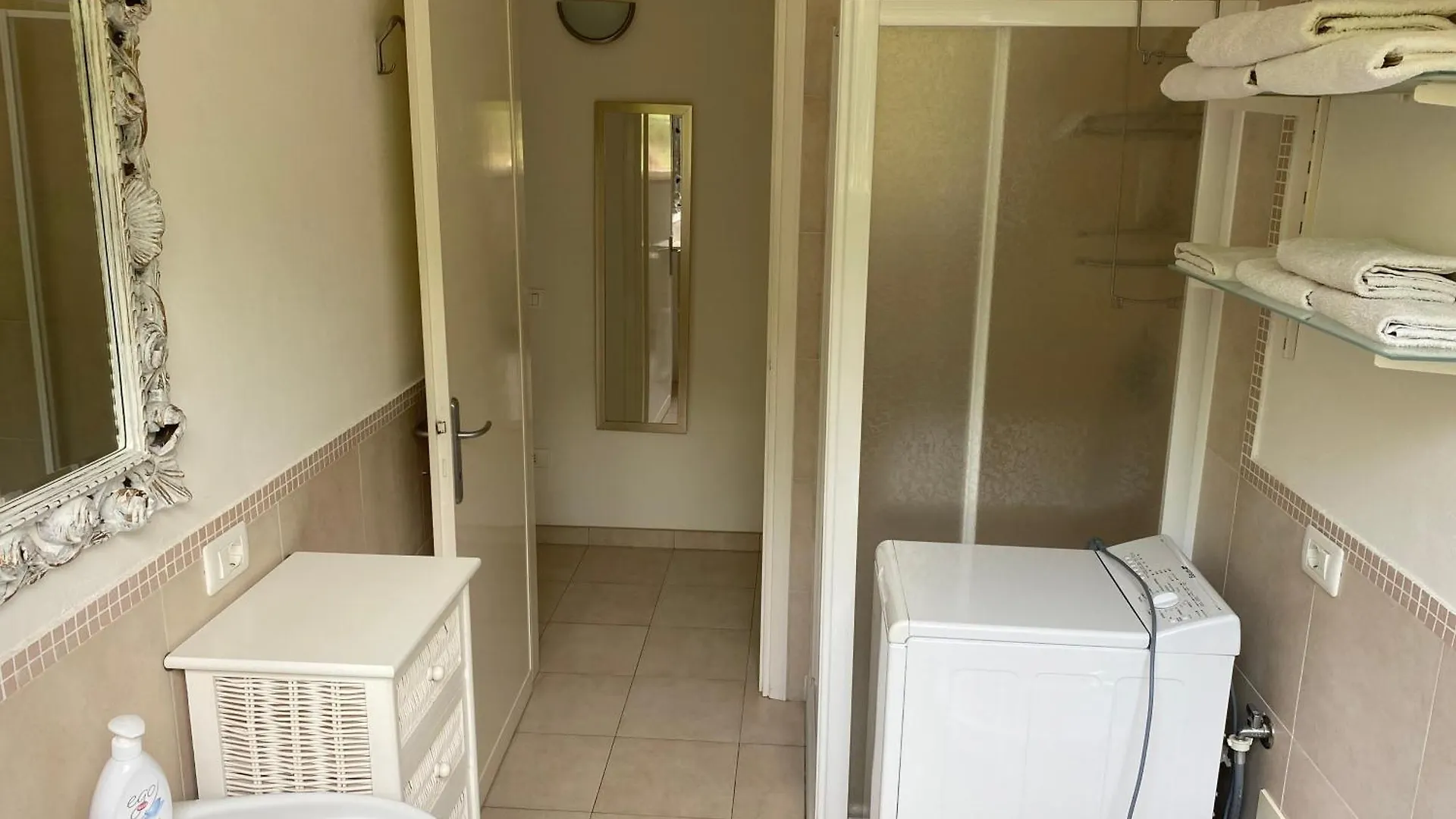 Oleander House Apartments Torri Del Benaco Italien