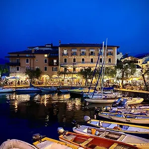 Albergo Gardesana Hotel